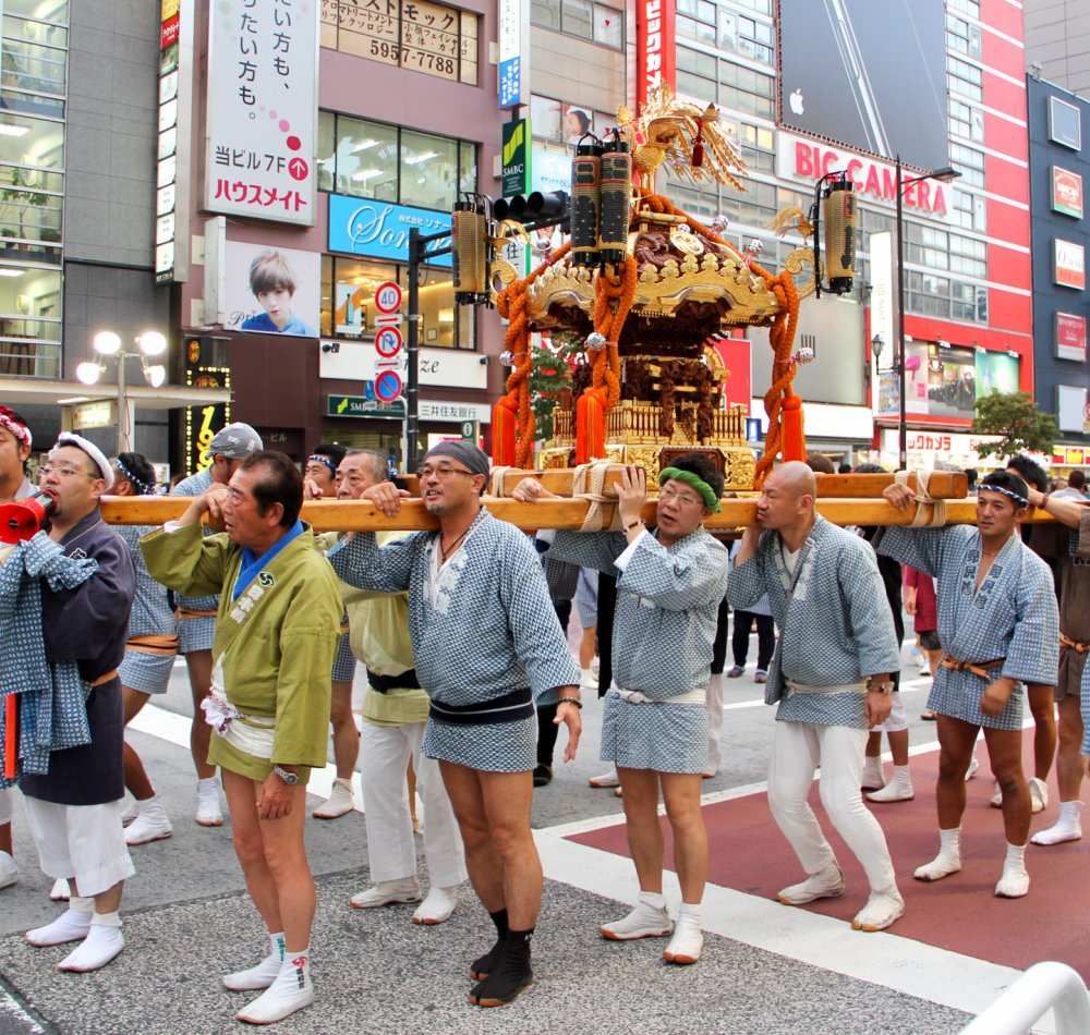 Fukuro Matsuri in Ikebukuro, Mikoshi procession Fukuro Matsuri in Ikebukuro, Mikoshi procession