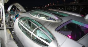 Himiko Cruise (Tokyo), Night view inside the boat