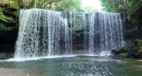 Nabegataki Falls (Kumamoto)
