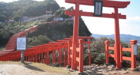 Motonosumi Inari Jinja (Chugoku), Torii gates tunnel
