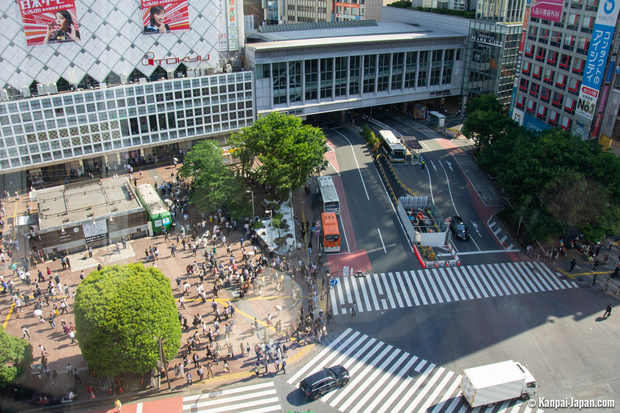 Magnet by Shibuya 109 - Crossing View - The Shameless Observation Deck ...