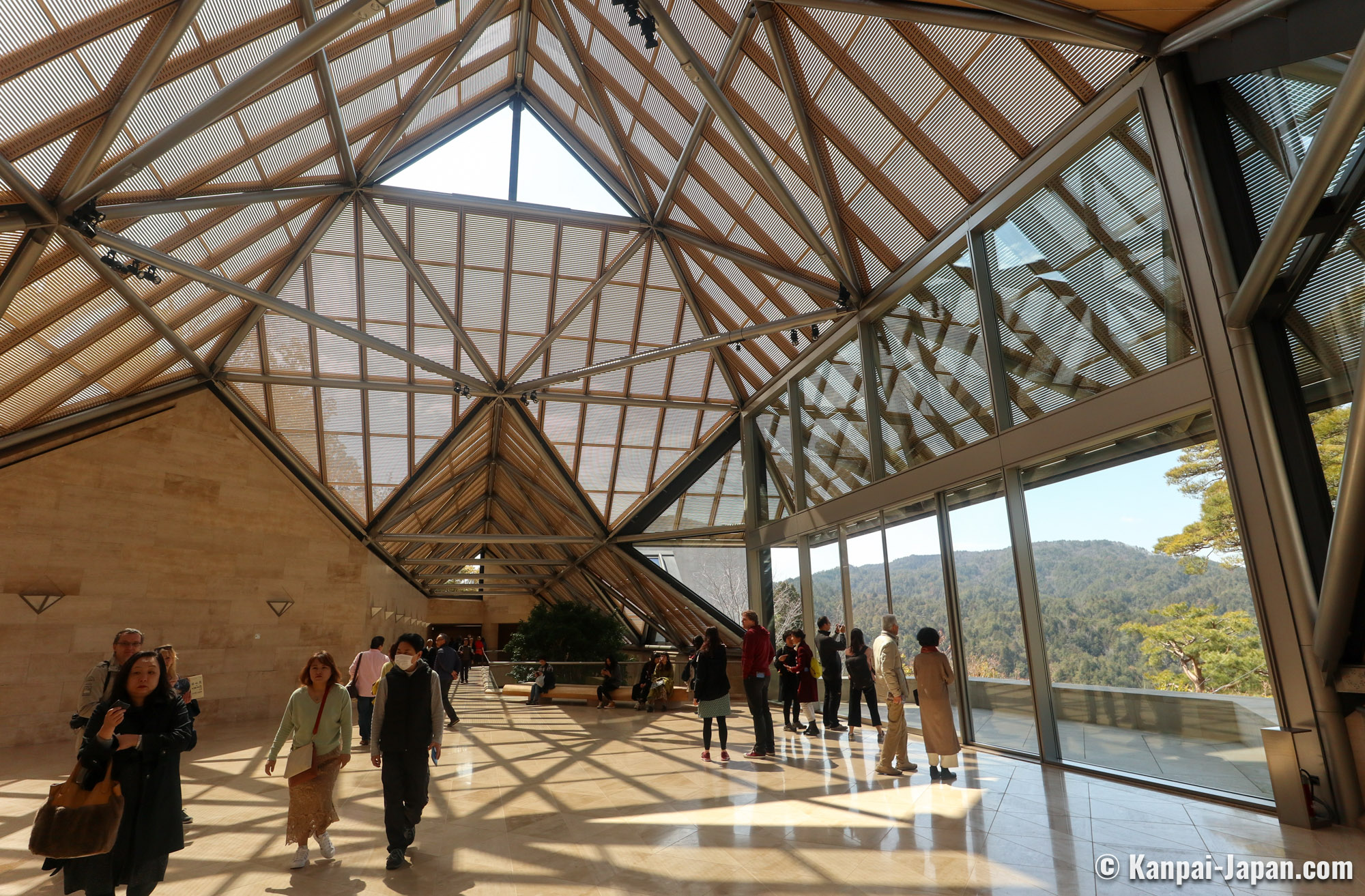 Lobby of Miho Museum Figure.5. Hall entrance (photo source: network)