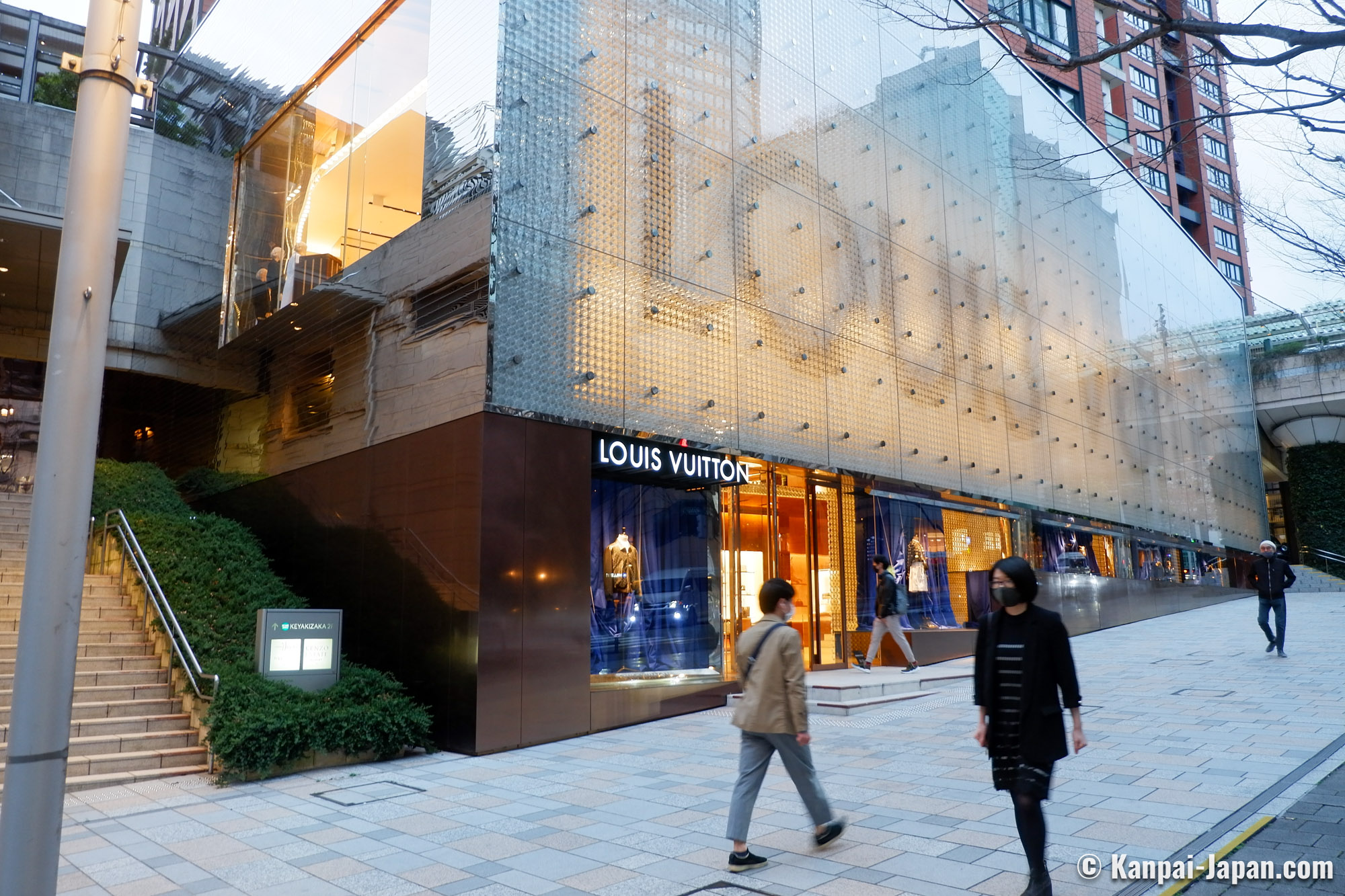 Tokyo's Iconic Louis Vuitton Flagship Store at Roppongi Hills